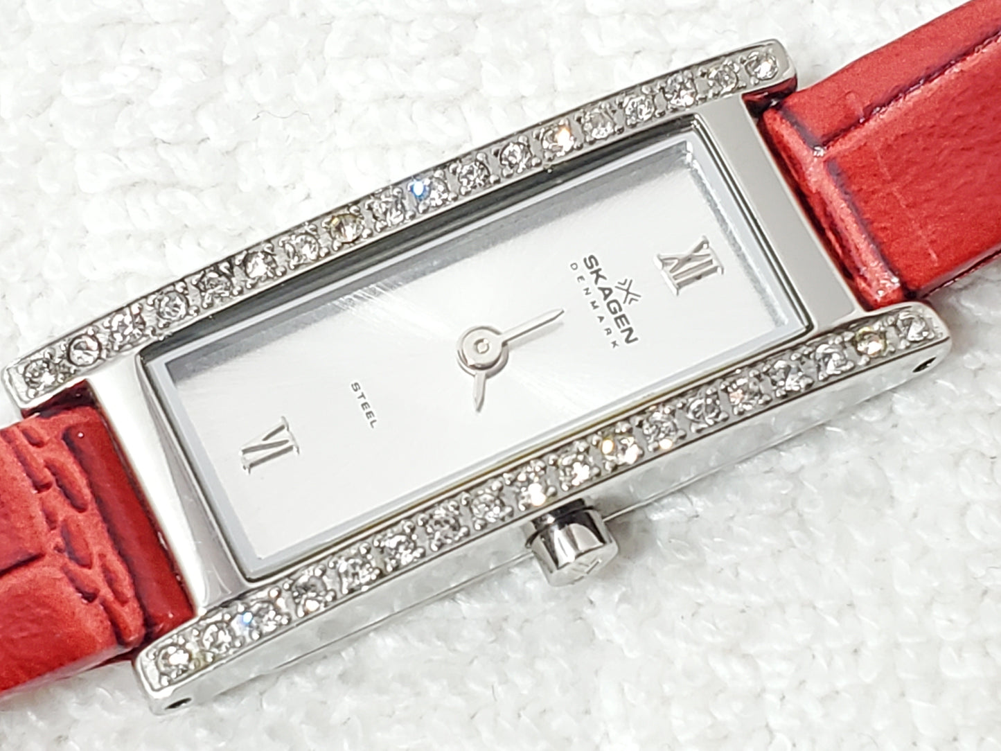 Vintage Skagen Women's Tank Petite Red Leather Strap Watch Swarovski Crystals