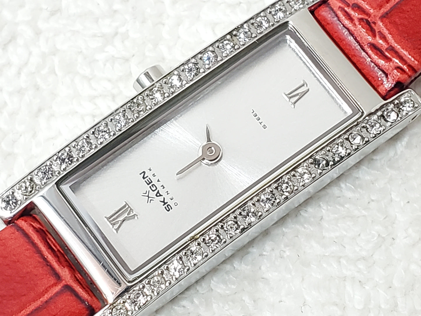 Vintage Skagen Women's Tank Petite Red Leather Strap Watch Swarovski Crystals