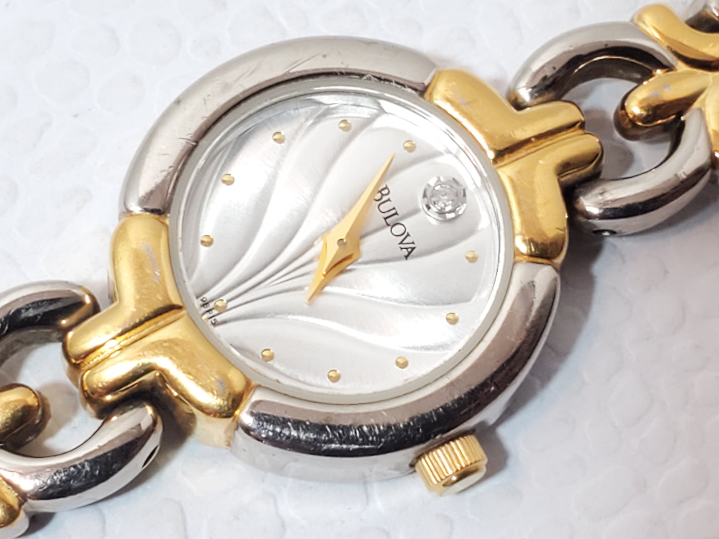 Vintage Bulova Gold Tone Stainless Steel Women's Watch Diamond Wave Siver Dial