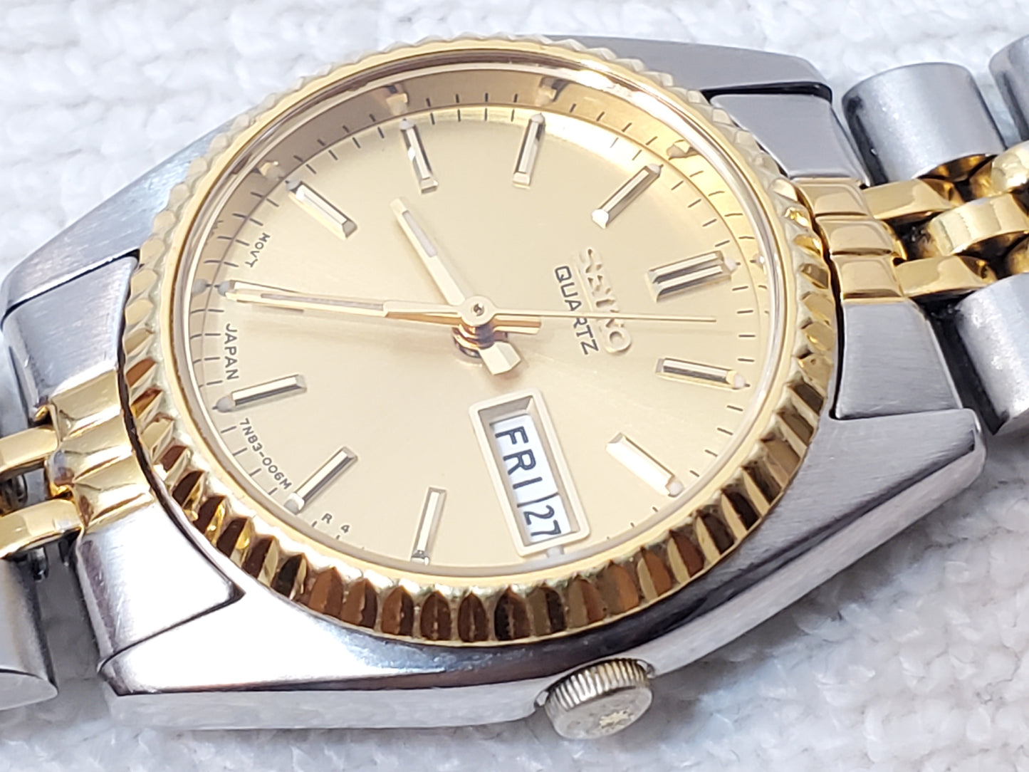 Vintage Seiko Presidential Women's Gold Dial Day Date Watch Stainless Steel