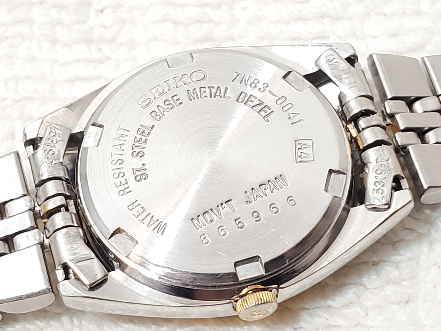 Vintage Seiko Presidential Women's Gold Dial Day Date Watch Stainless Steel