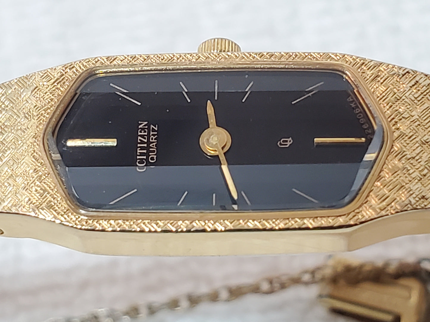 Vintage Citizen Women's Gold Plated Watch 7 Jewels Black Dial Hexagonal Crystal