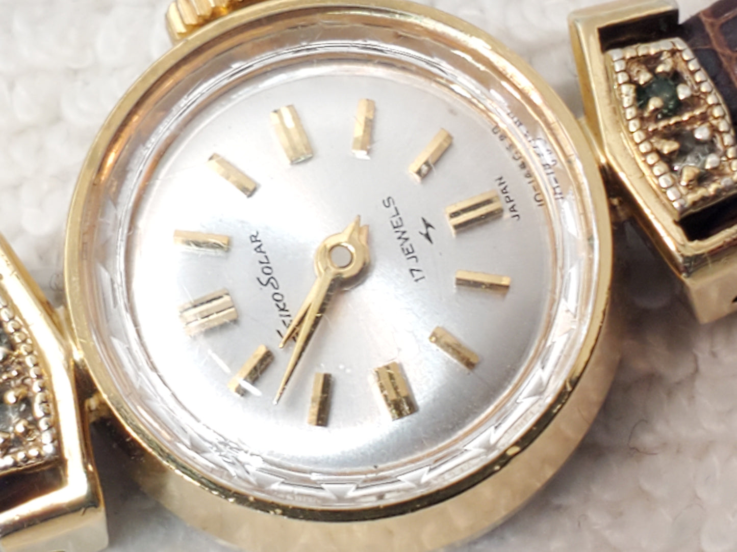 Vintage Seiko Solar Women's 17 Jewels Wind Up Watch Silver Dial Gold Plated
