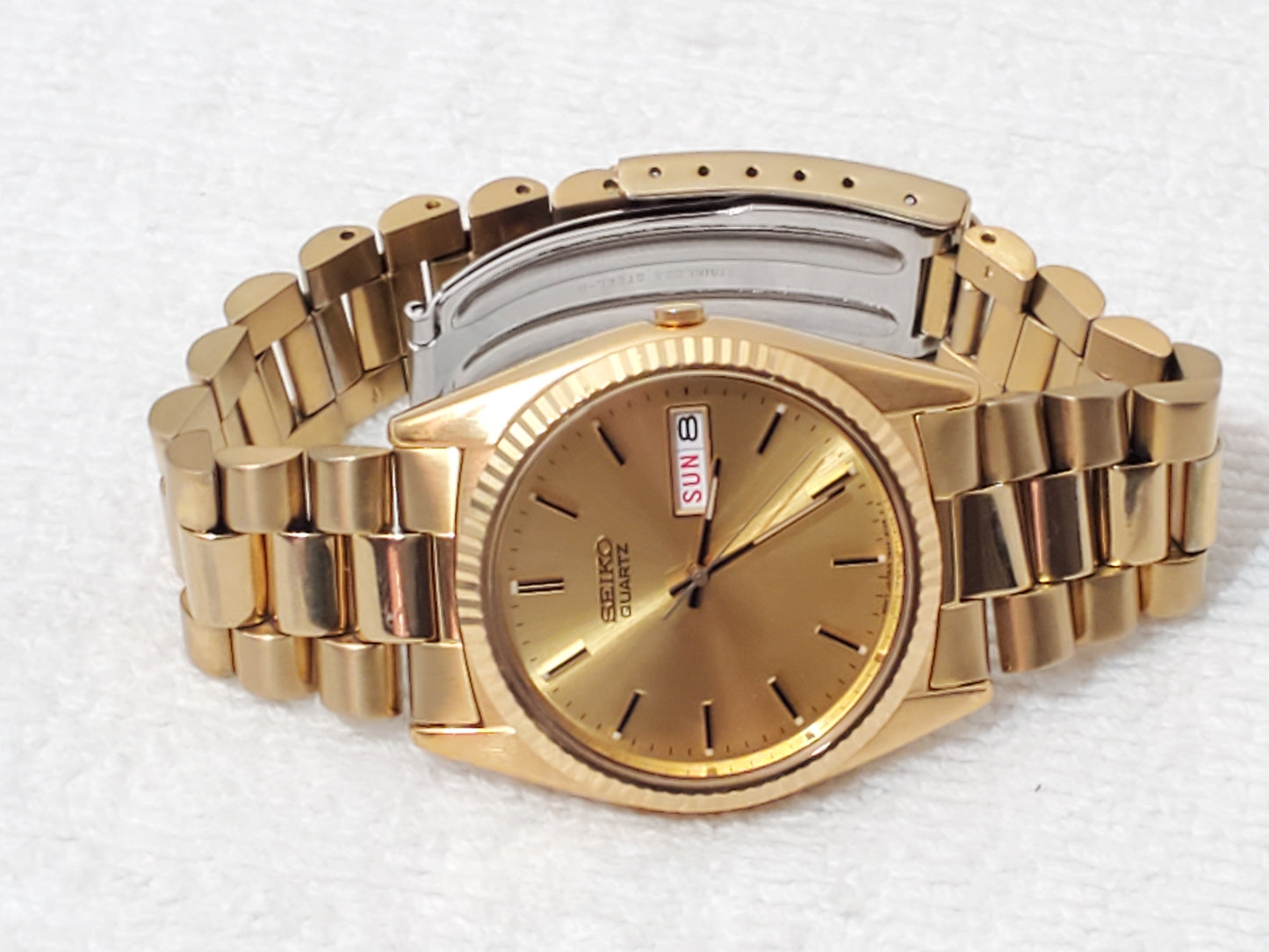 Vintage Seiko Men's Presidential Day Date Quartz Watch One Jewel Gold Tone