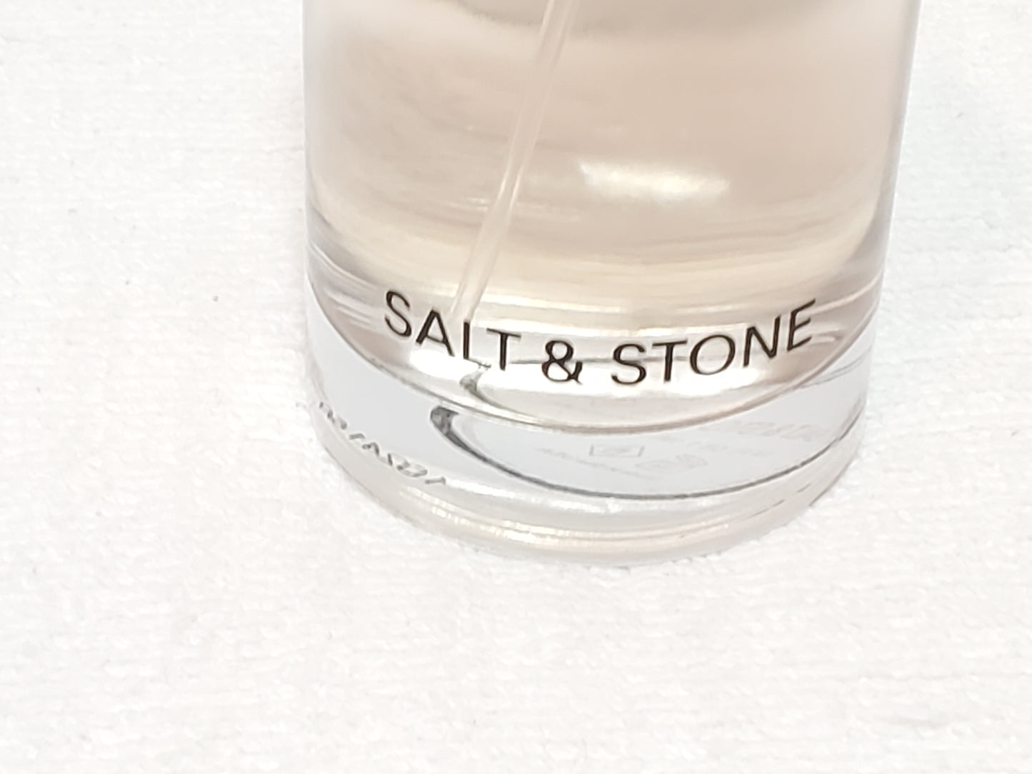 Salt & Stone Santal & Vetiver Body and Hair Fragrance Mist 3.4 oz / 100 ml Spray