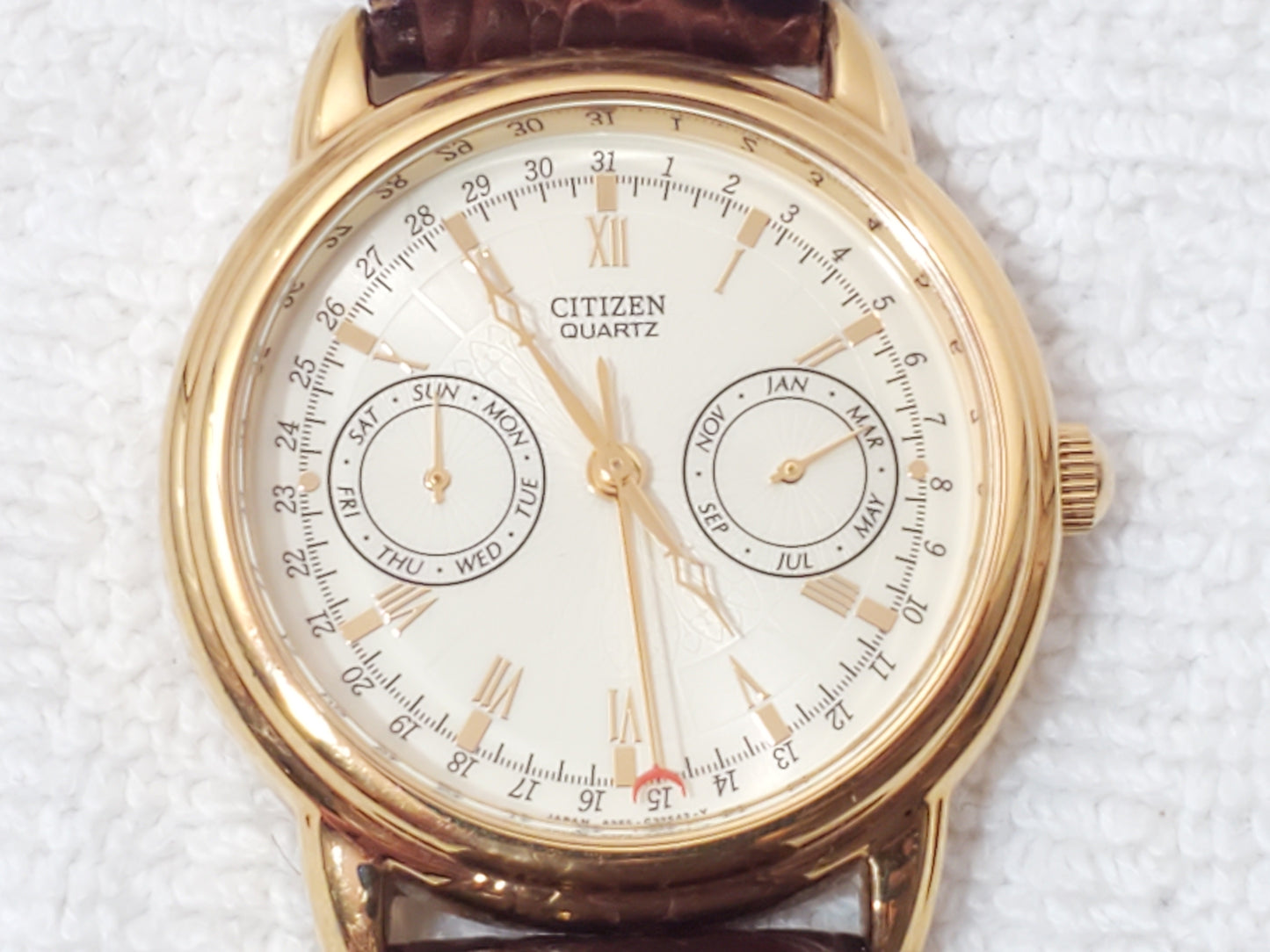 Vintage Citizen Men's Day Date Month Gold Plated Quartz Watch Brown Leather Band