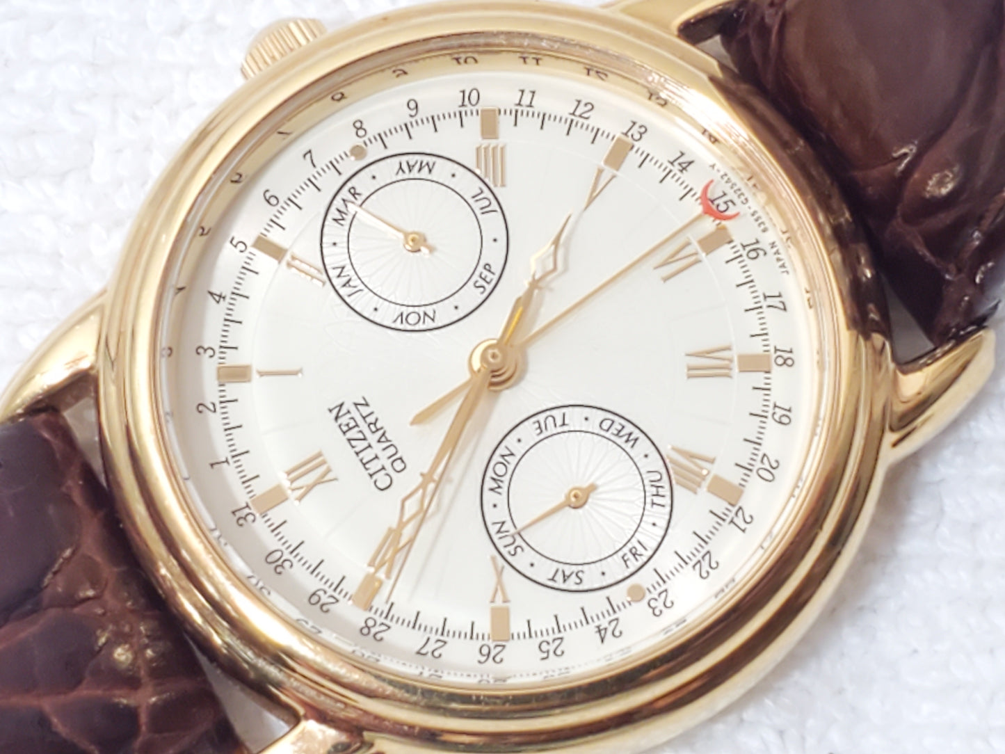 Vintage Citizen Men's Day Date Month Gold Plated Quartz Watch Brown Leather Band