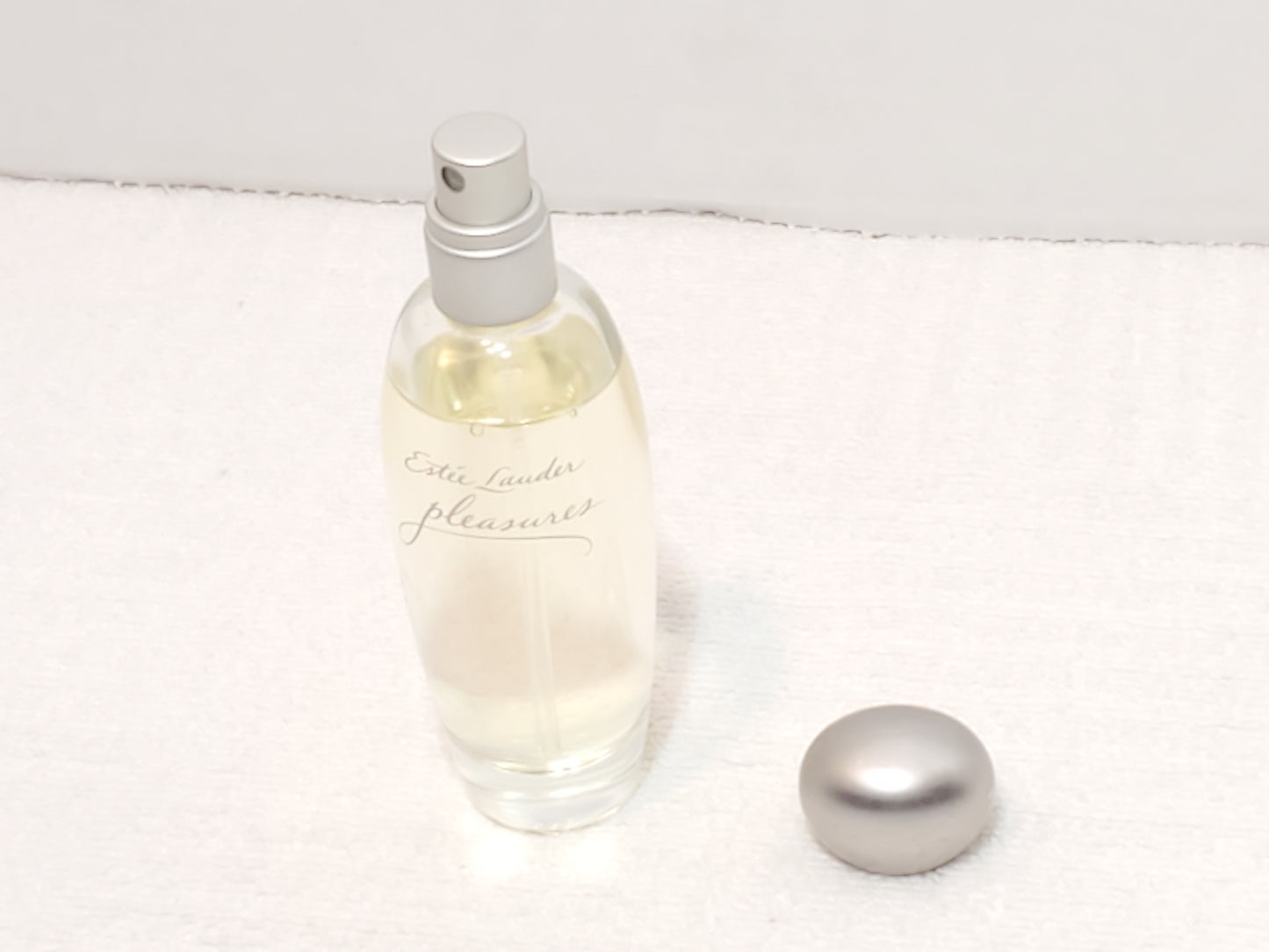 Pleasures by Estee Lauder Eau De Parfum Spray for Women 1.7 oz. / 50 ml Bottle