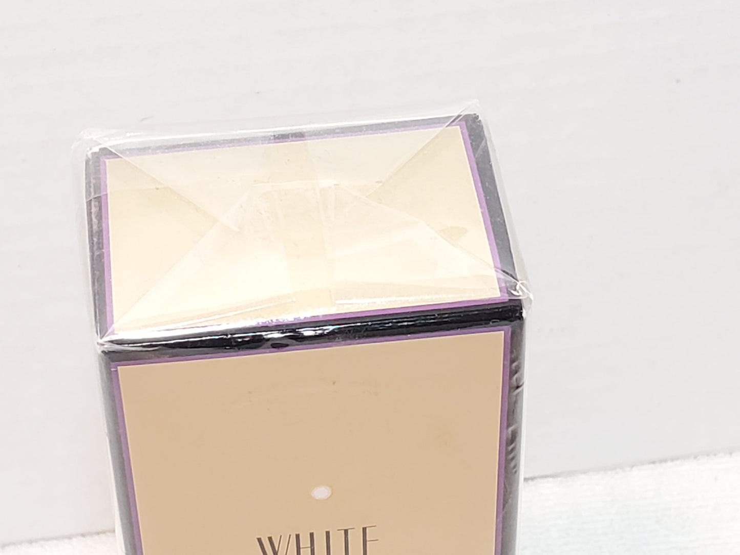 White Diamonds by Elizabeth Taylor 1.7 oz Eau de Toilette Spray for Women New,