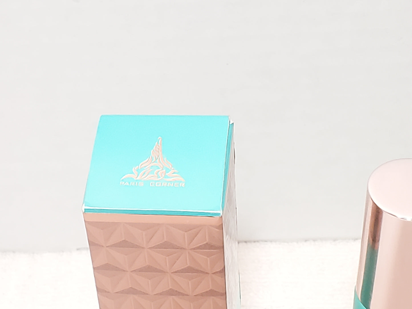 Paris Corner Minya Eau De Parfum Travel Size 0.5 oz / 15ml Spray Unisex NIB