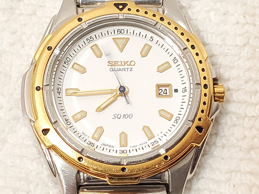 Seiko Women's Vintage Gold Tone Date Quartz Watch White Dial Blue Leather Band