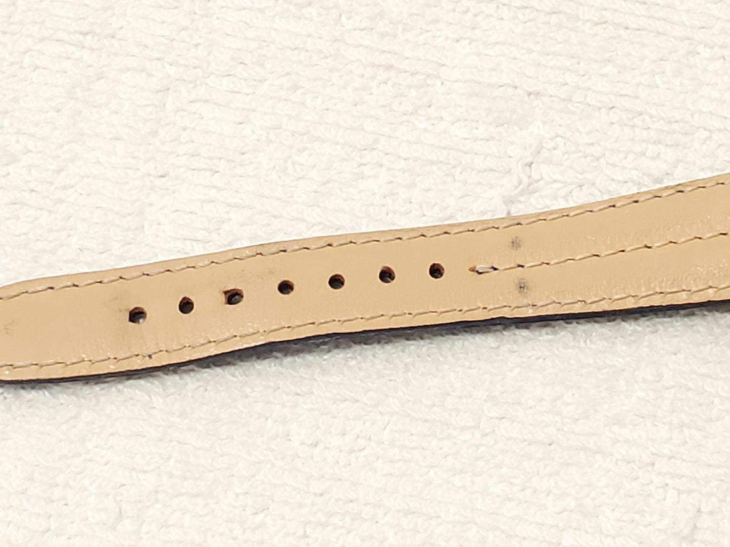 Seiko Women's Vintage Gold Tone Date Quartz Watch White Dial Blue Leather Band