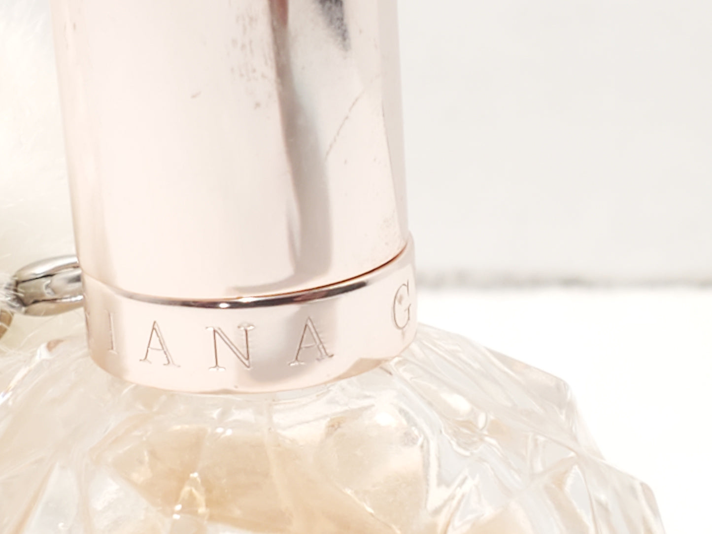 Ari by Ariana Grande 1.0 oz Eau de Parfum Spray Women's Perfume Fragrance USA