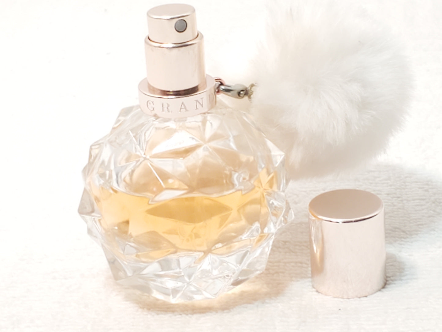 Ari by Ariana Grande 1.0 oz Eau de Parfum Spray Women's Perfume Fragrance USA