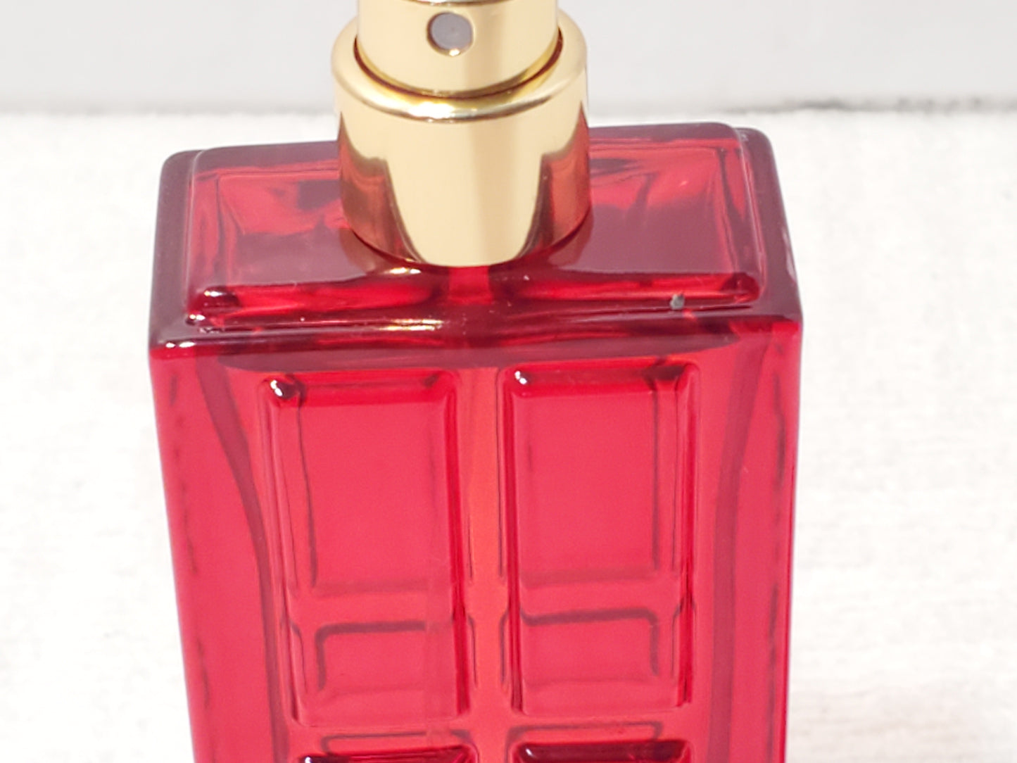 Red Door by Elizabeth Arden 1.0 oz Eau de Toilette Spray for Women New Vintage