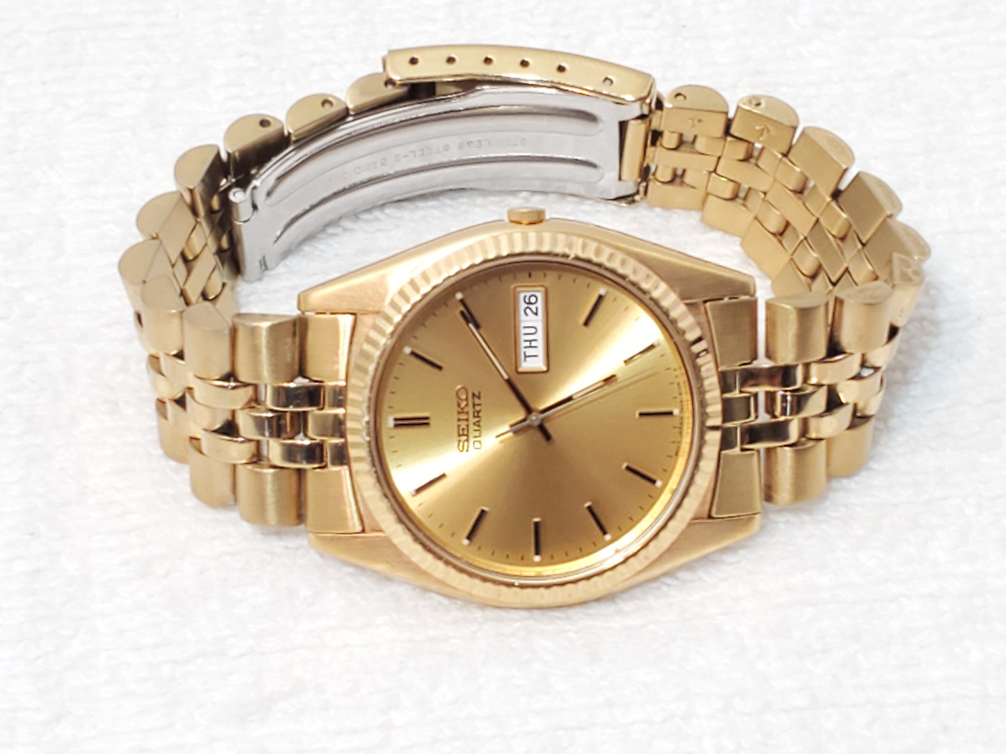Seiko Presidential Mens Day Date Gold Tone Watch 1 Jewel Stainless Steel Vintage