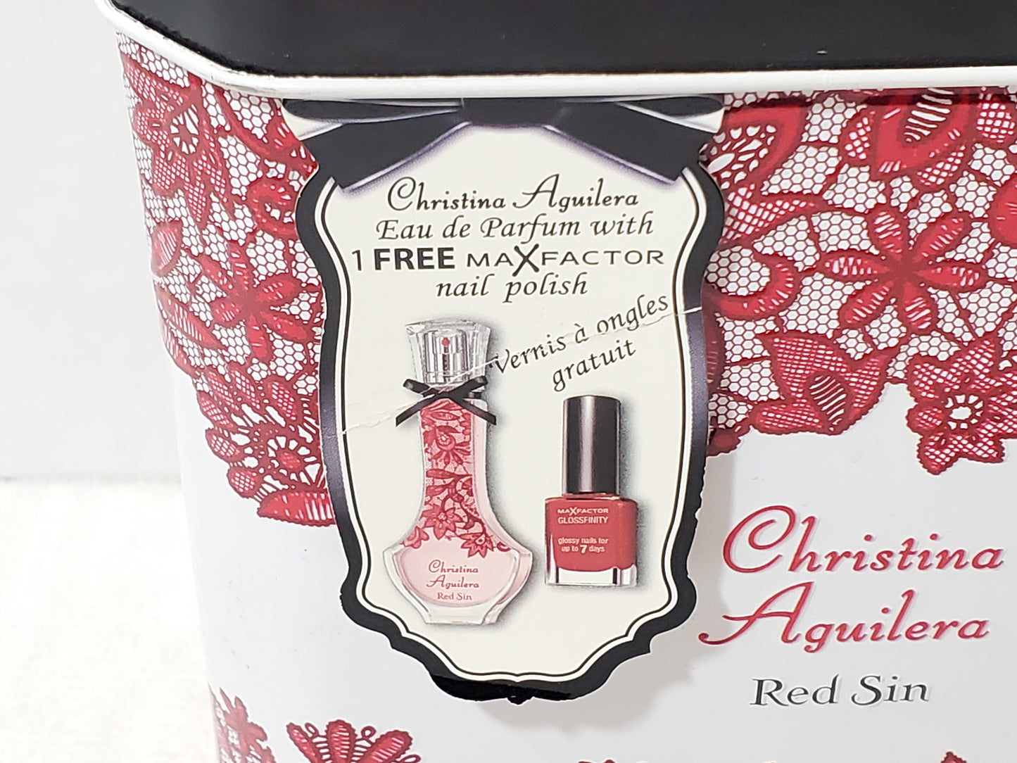 Christina Aguilera RED SIN Perfume Gift Set 1.0 oz 30ml EDP & Max Factor Polish