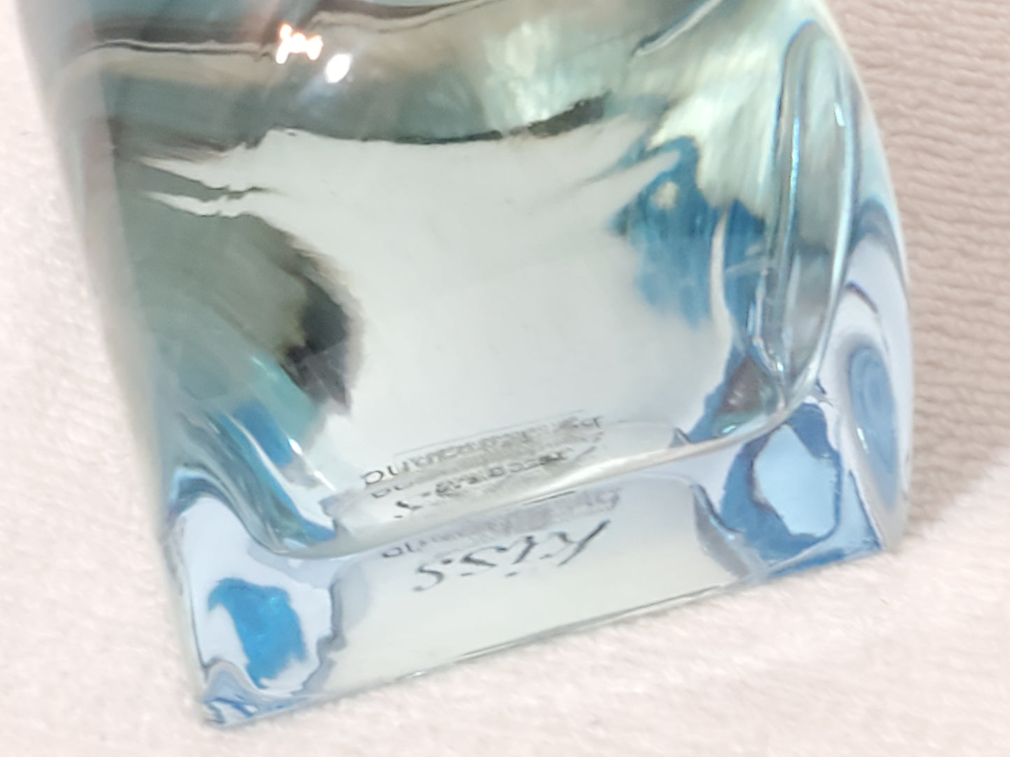 Kiss by Rihanna 100 ml / 3.4 oz Eau de Parfum Spray for Women New