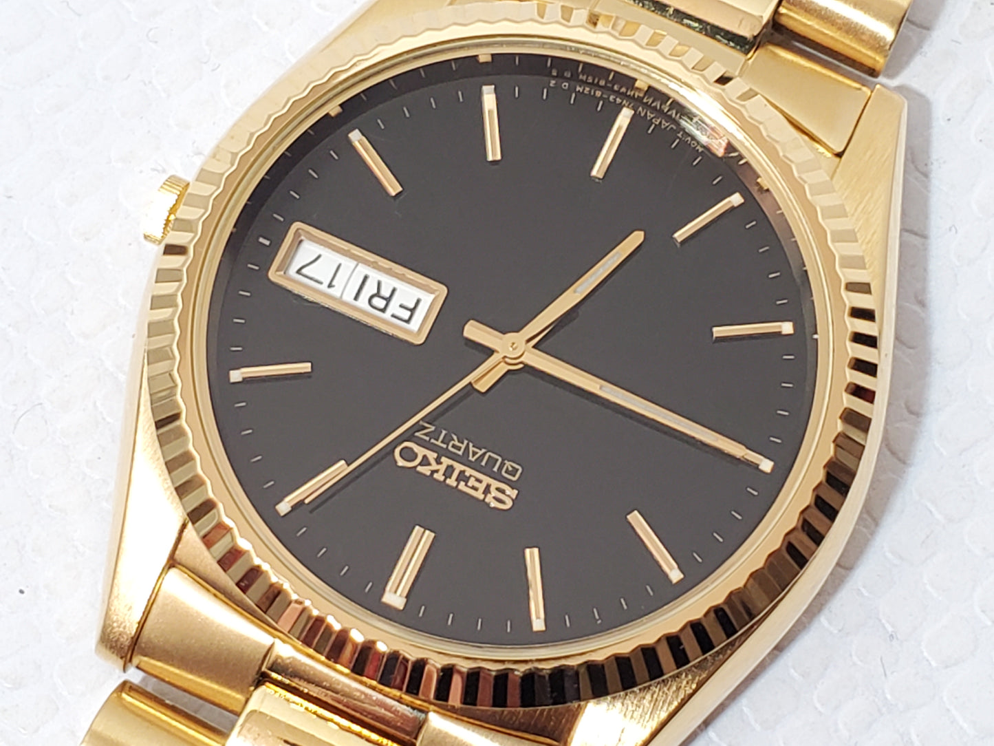 Vintage Seiko Men's Presidential Day Date Gold Plated Quartz Watch Black Dial