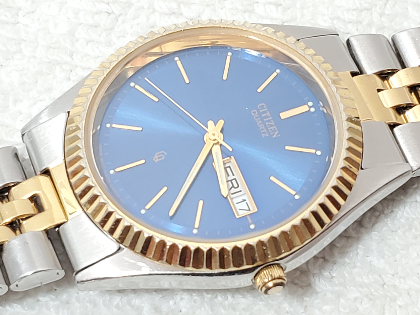 Citizen CQ Presidential Men’s Blue Dial Day Date Watch Gold Tone Stainless Steel