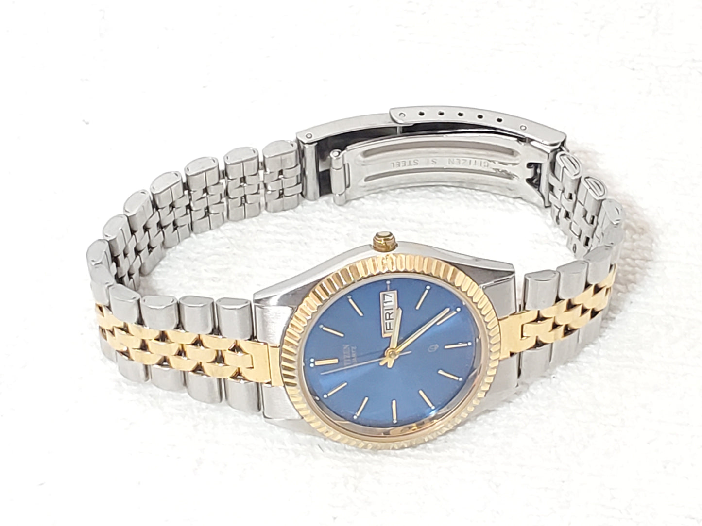 Citizen CQ Presidential Men’s Blue Dial Day Date Watch Gold Tone Stainless Steel