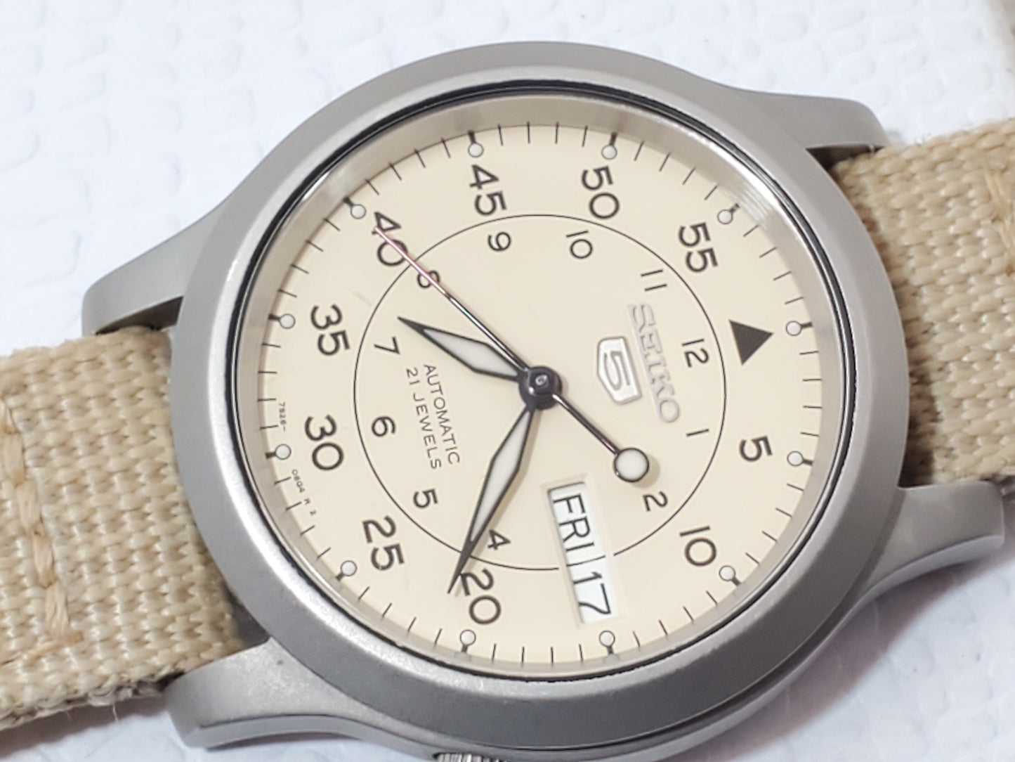 Seiko 5 Automatic Watch 21 Jewels Day Date Military Field SNK803 Vintage Beige