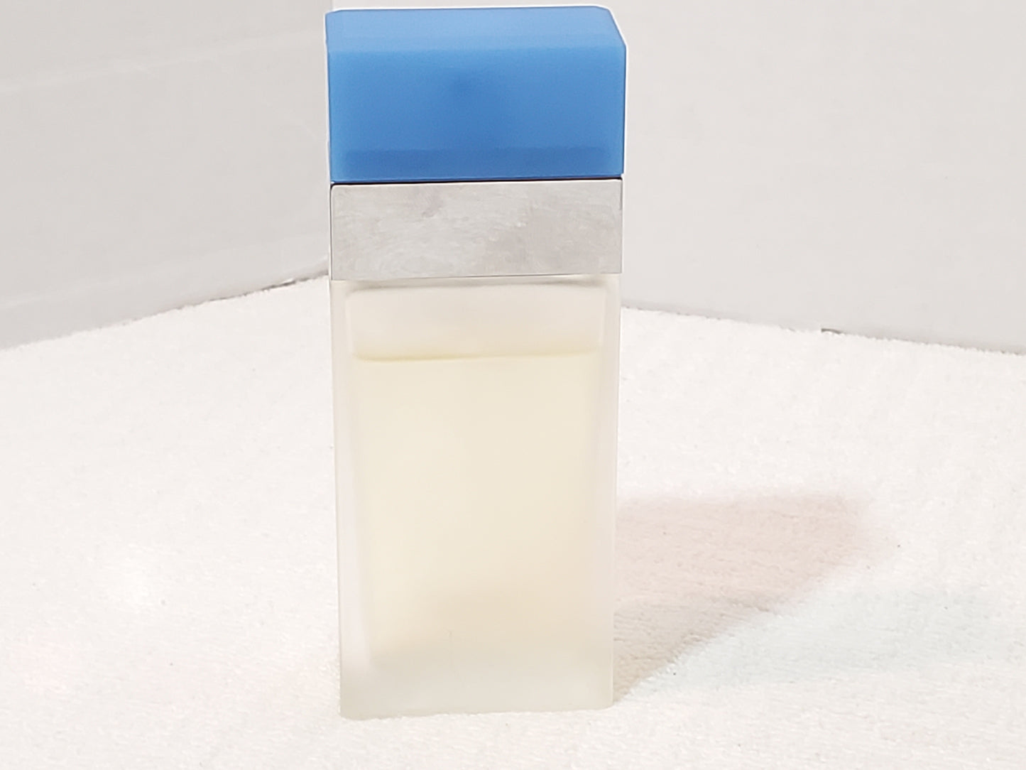 Dolce & Gabbana Light Blue Eau de Toilette for Women 1.6 oz 50 ml Authentic