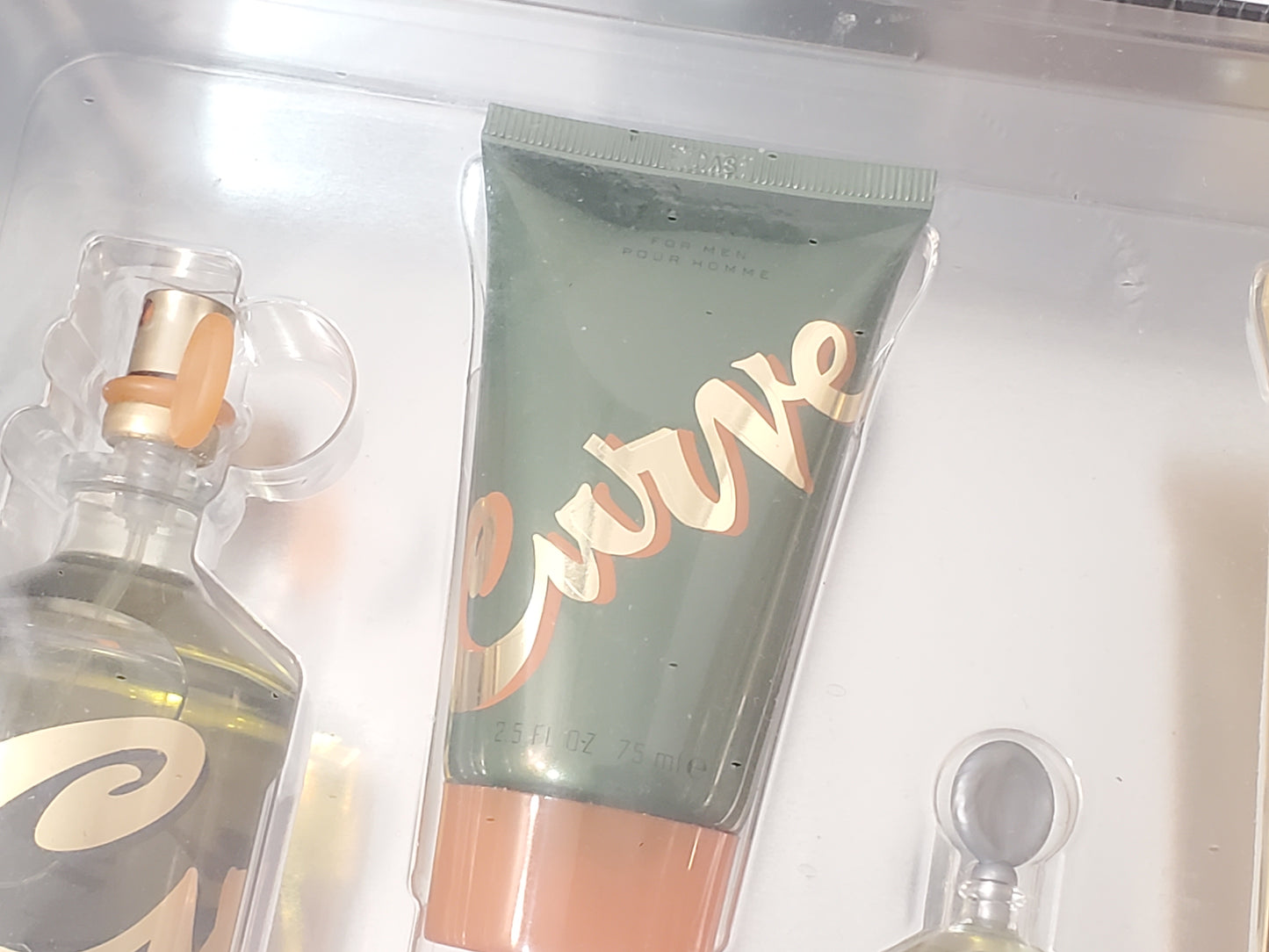 Curve for Men by Liz Claiborne 4-Piece Cologne Gift Set New in Tin Sealed