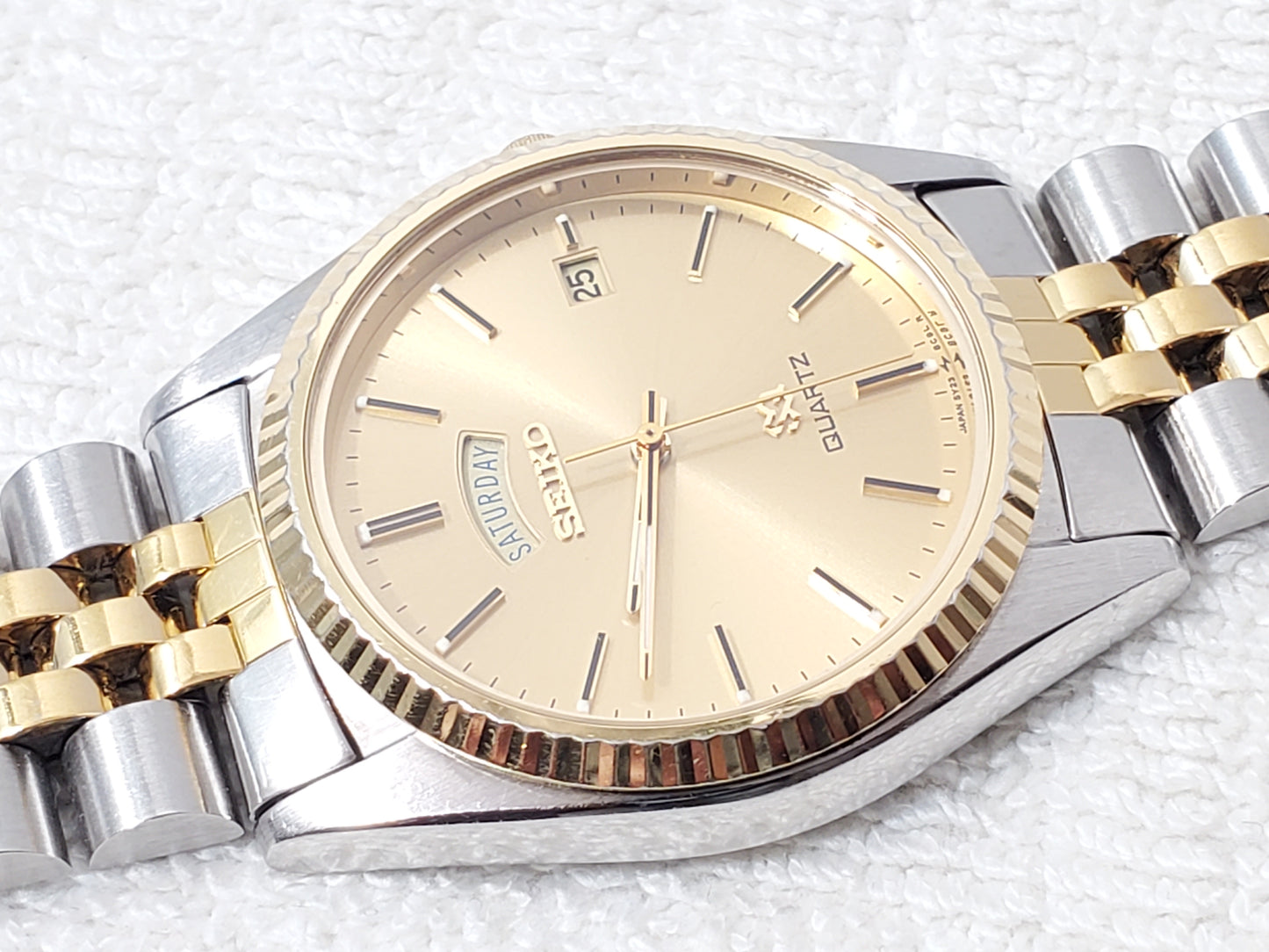 Vintage Seiko SQ Men's Presidential Day Date Gold Tone Quartz Watch One Jewel SS