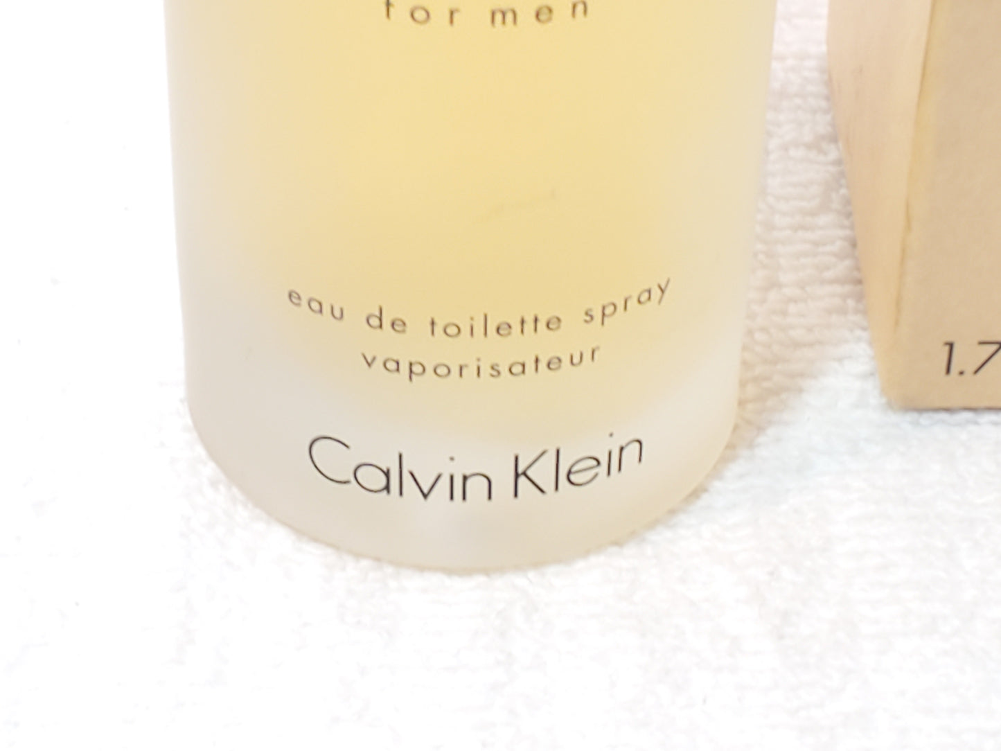 Vintage Calvin Klein ESCAPE For Men 1.7 oz / 50ml EDT Spray Frosted Bottle RARE