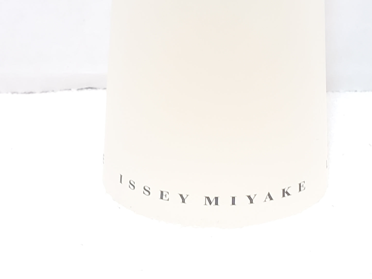 Issey Miyake L'Eau d'Issey EDT Spray for Women 100ml 3.3oz Paris Made in France