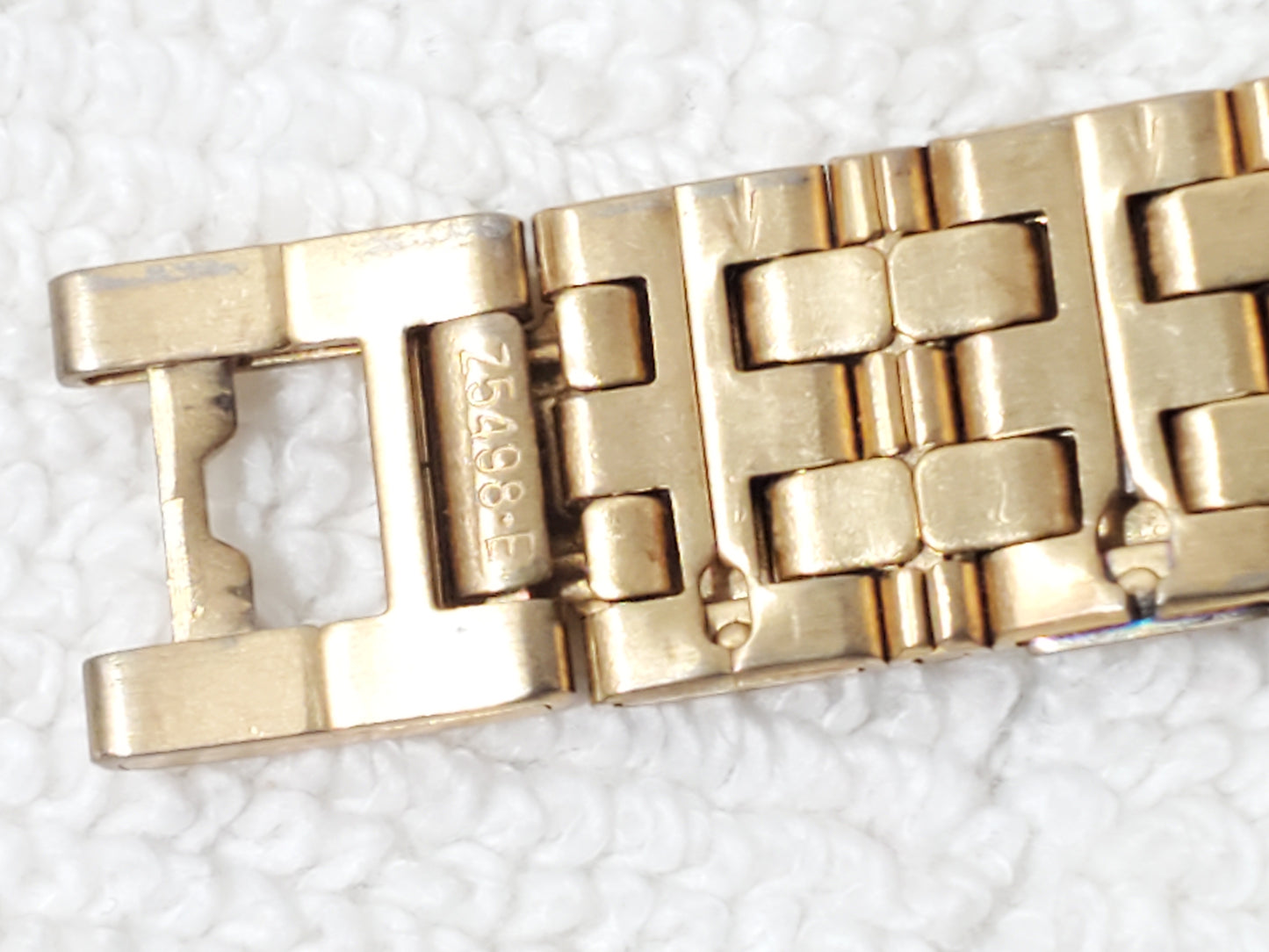 Vintage Seiko Women's Gold Tone Tank Quartz Watch One Jewel Stainless Steel