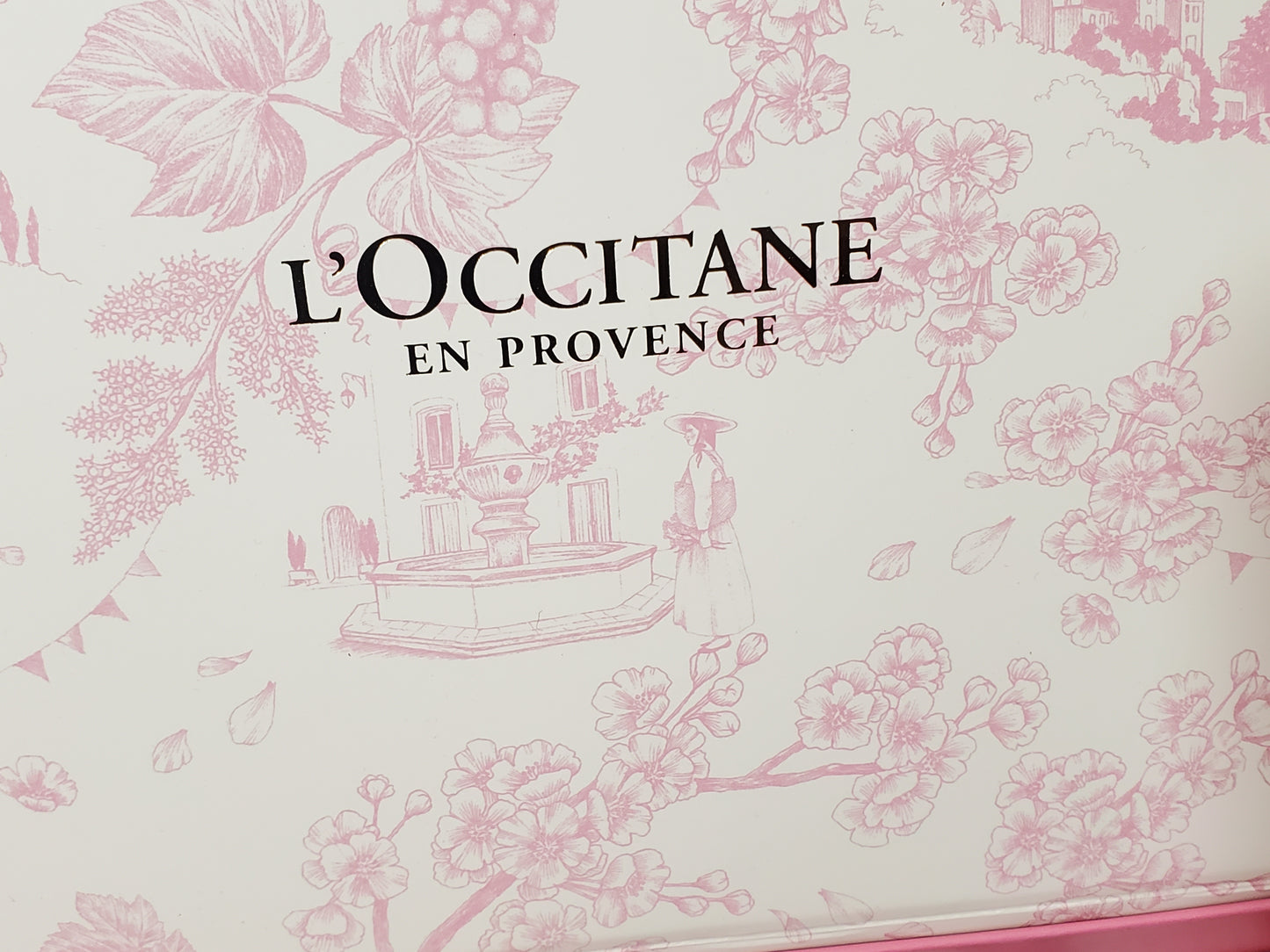 NIB L’Occitane Cherry Blossom Gift Set Shimmering Lotion Body Wash & Hand Cream
