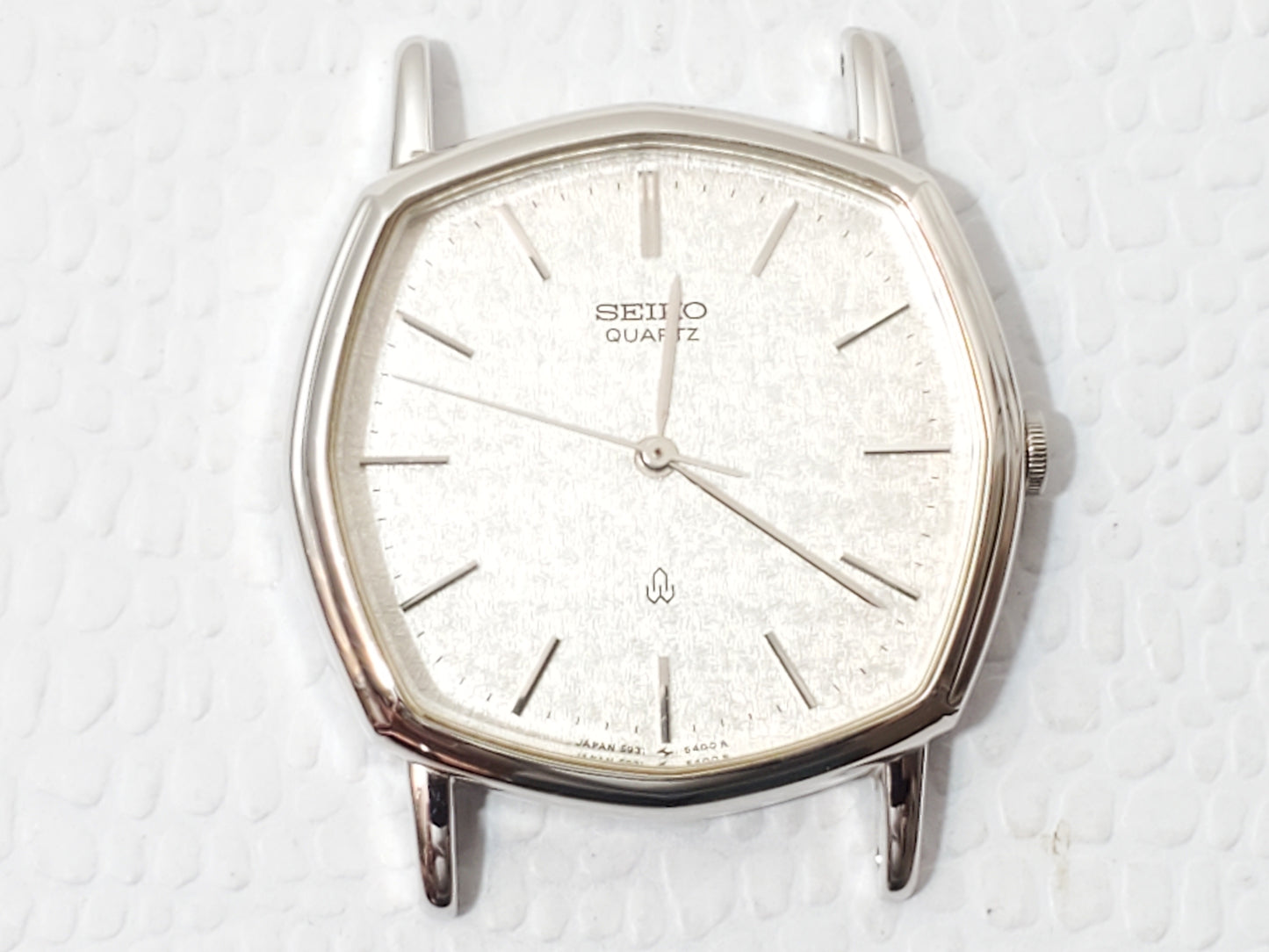 Vintage Seiko Men's Silver Dial Octagonal Quartz Slim Watch Six Jewels