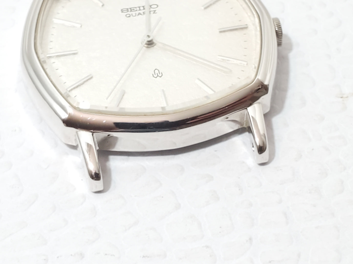 Vintage Seiko Men's Silver Dial Octagonal Quartz Slim Watch Six Jewels