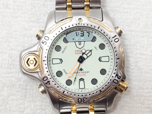 Vintage Citizen Promaster Aqualand C023-089405 Diver 200M Two Tone Full Lume Dial