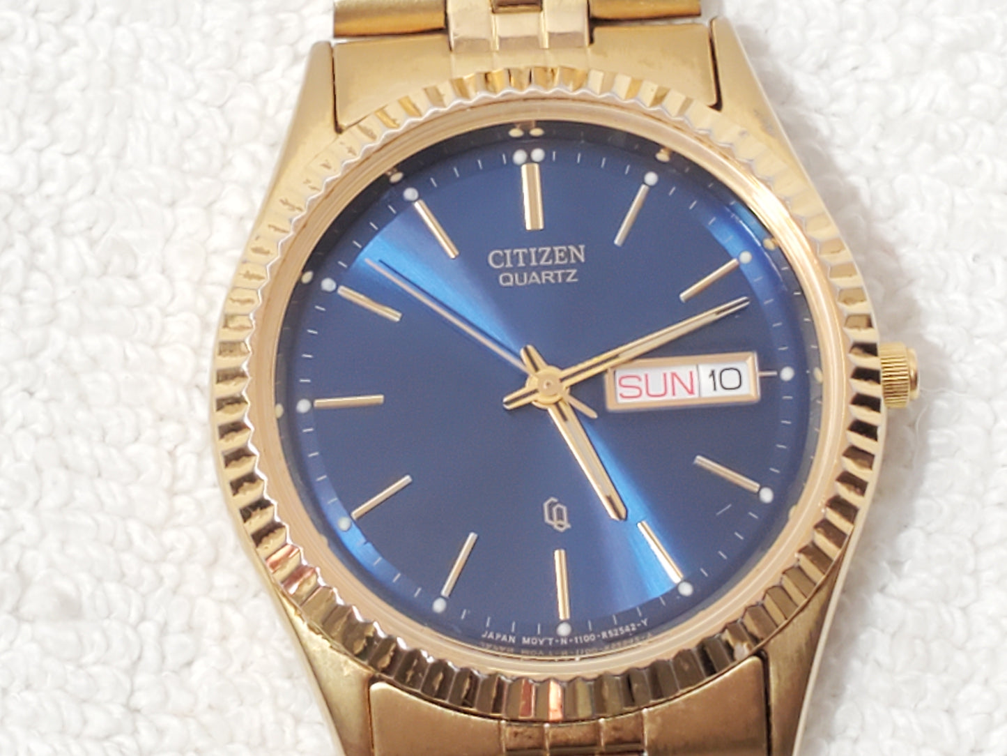 Vintage Citizen CQ Men's Presidential Day Date Gold Tone Quartz Watch Blue Dial