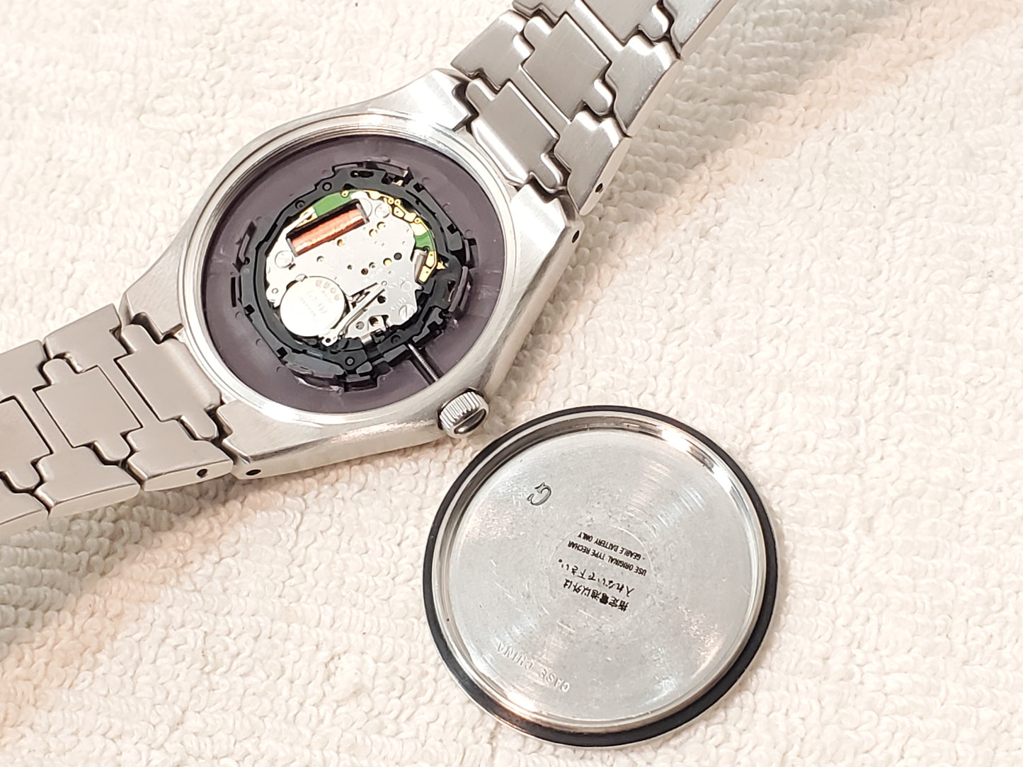 Citizen Eco Drive Men's Stainless Steel Sunray Blue Dial Day Date Watch WR100