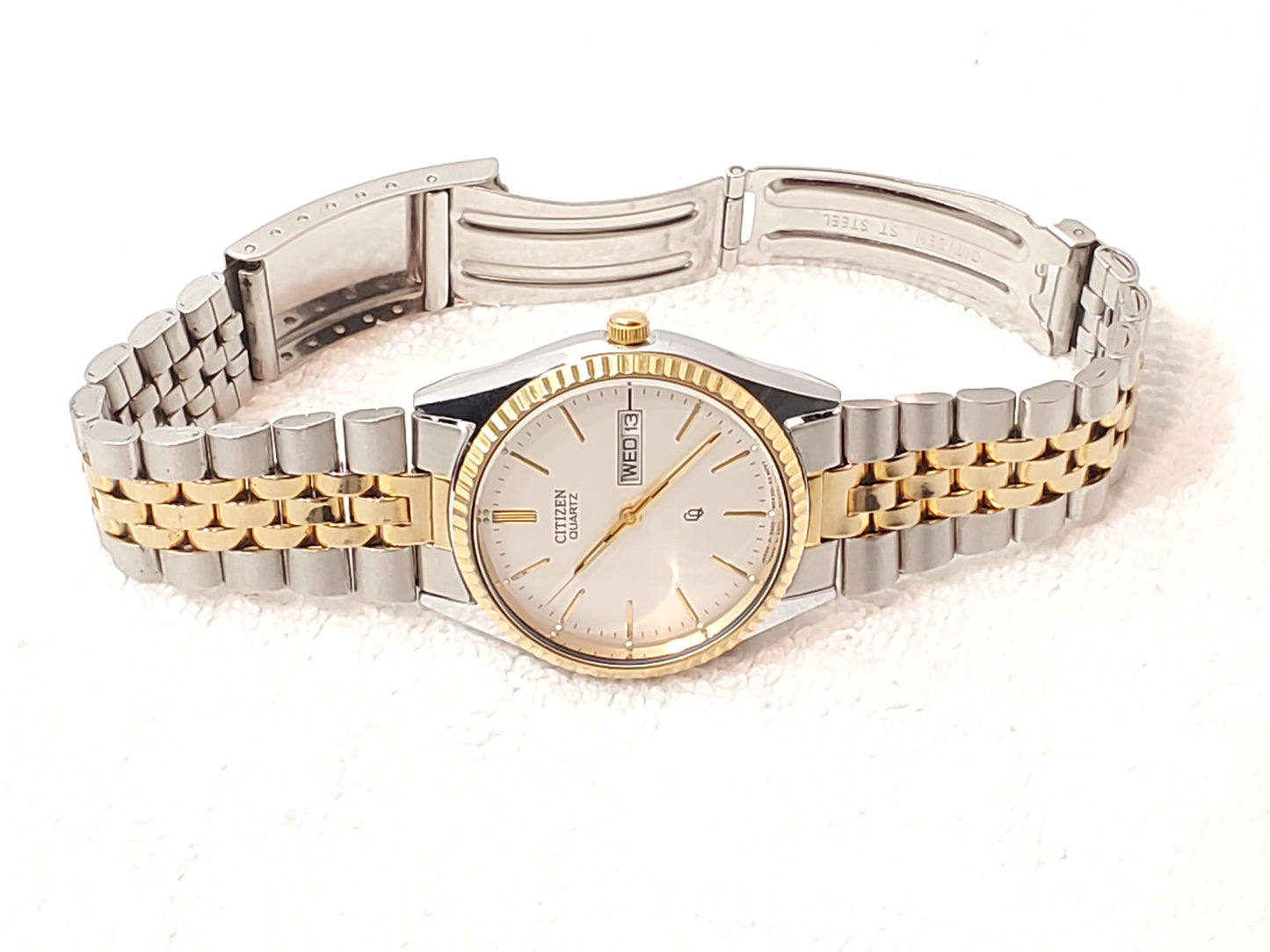 Citizen CQ Presidential Vintage Watch Silver Dial Day Date Two Tone Men's