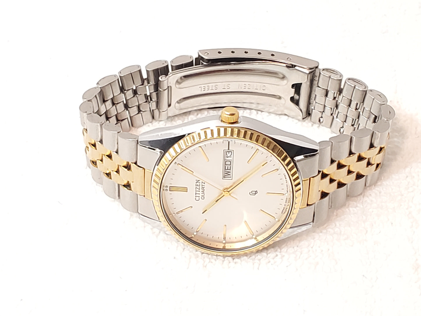 Citizen CQ Presidential Vintage Watch Silver Dial Day Date Two Tone Men's