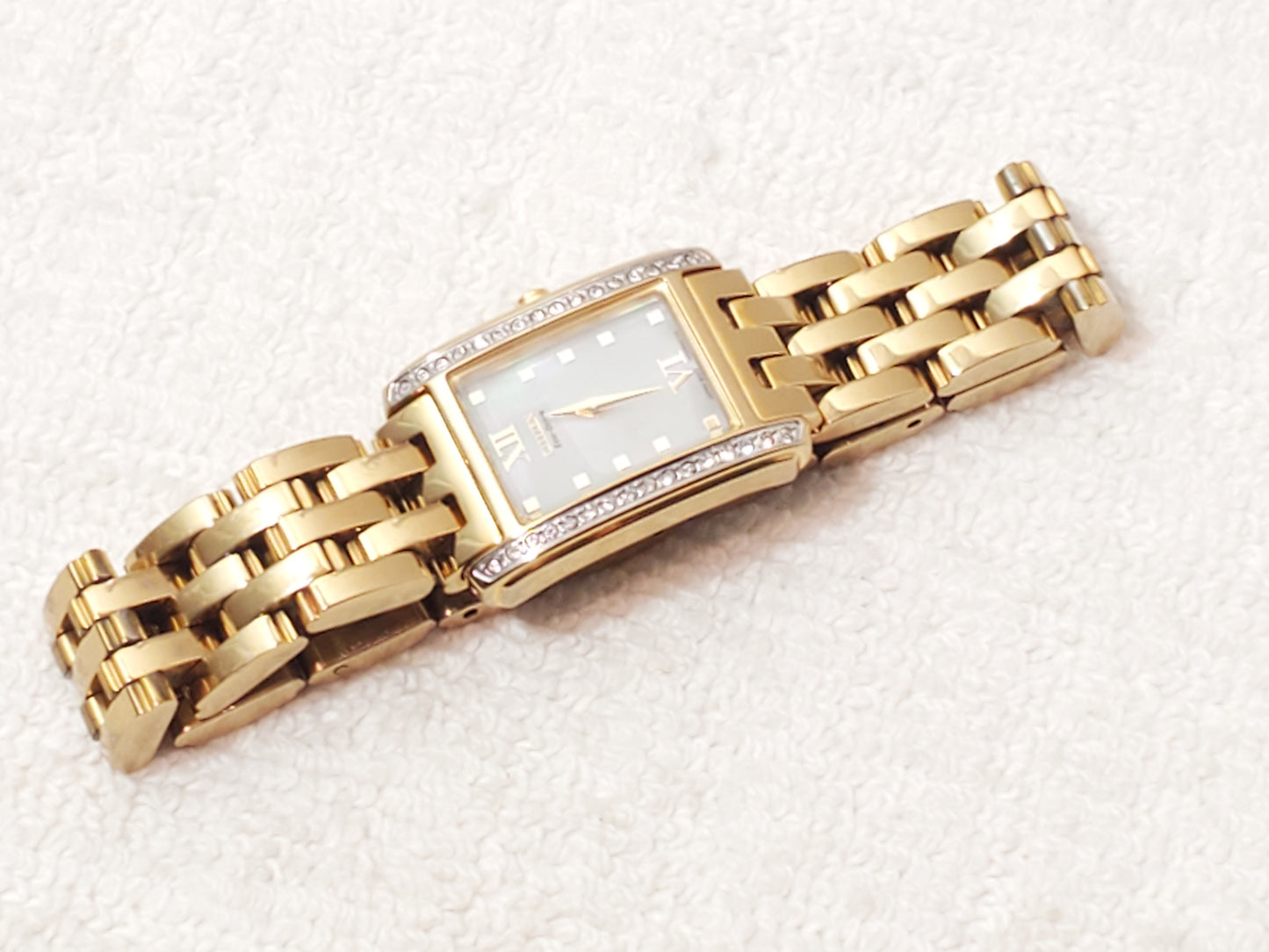 Citizen Eco Drive Ladies Watch Gold Plated Mother Pearl Dial Swarovski Crystals