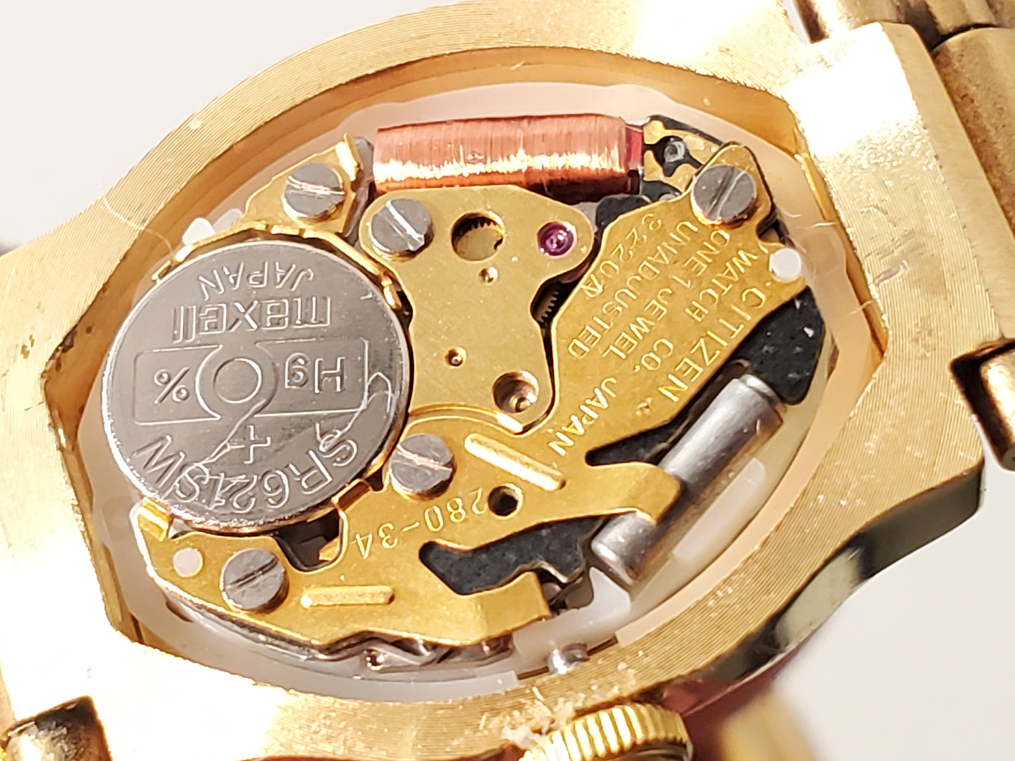 Citizen CQ Women's Base Metal Yellow Gold Plated Vintage Quartz Watch One Jewel