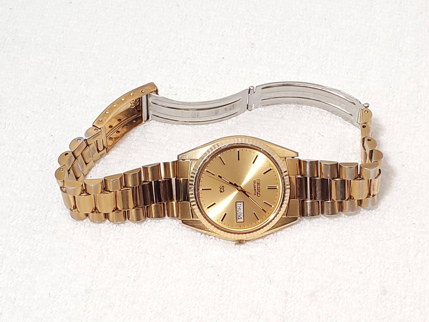 Vintage Seiko SQ Men's Presidential Day Date Gold Tone Quartz Watch One Jewel