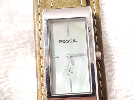Fossil Women's Vintage Quartz Watch One Jewel Mother Pearl Dial Green Leather
