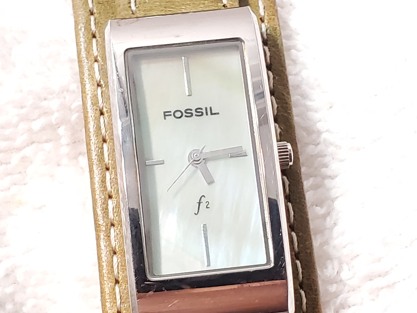 Fossil Women's Vintage Quartz Watch One Jewel Mother Pearl Dial Green Leather
