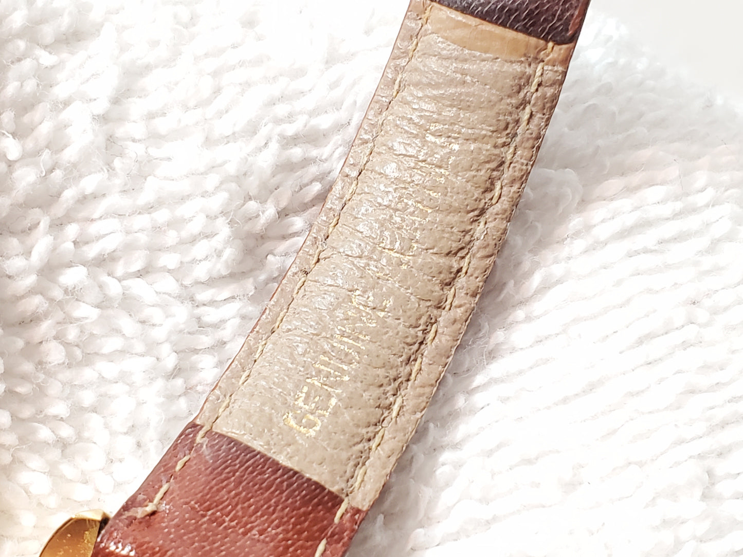 Vintage Guess 1994 Women's Gold Tone Brown Leather Watch Roman Numerals Date