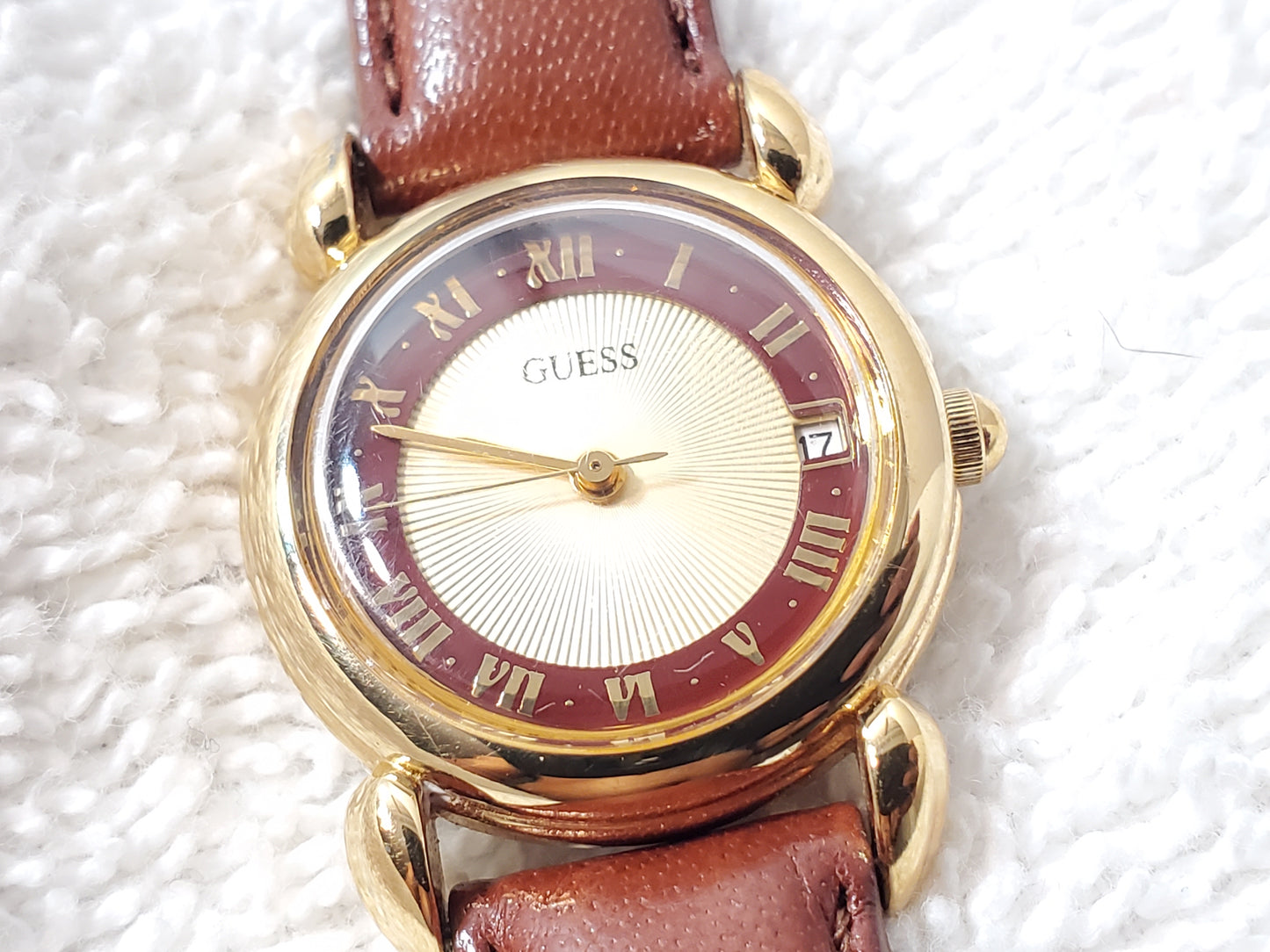 Vintage Guess 1994 Women's Gold Tone Brown Leather Watch Roman Numerals Date