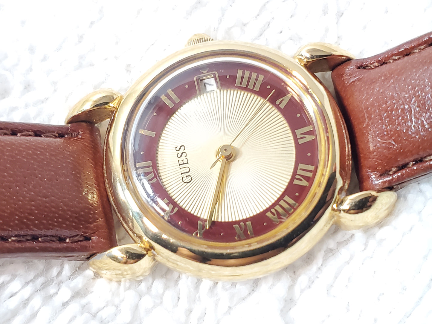 Vintage Guess 1994 Women's Gold Tone Brown Leather Watch Roman Numerals Date