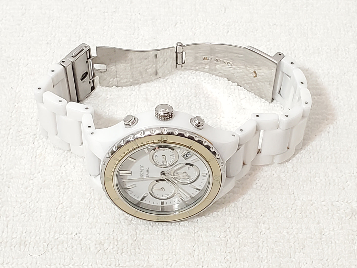 DKNY Ceramic Chronograph Women's White Date Quartz Watch Vintage
