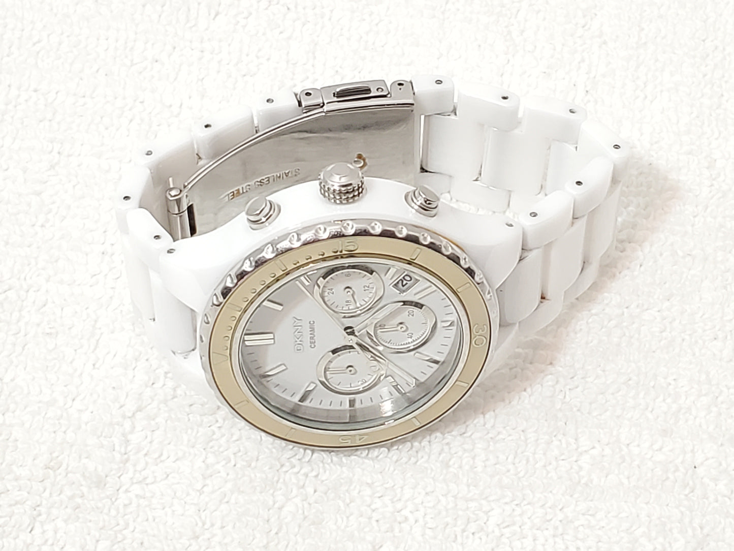 DKNY Ceramic Chronograph Women's White Date Quartz Watch Vintage
